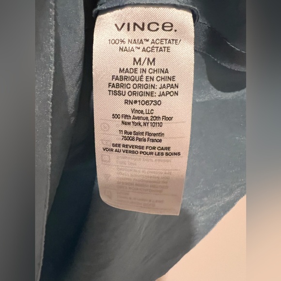 *New* Vince Blue Krinkly Silky Skirt- Size Medium - Picture 3 of 4